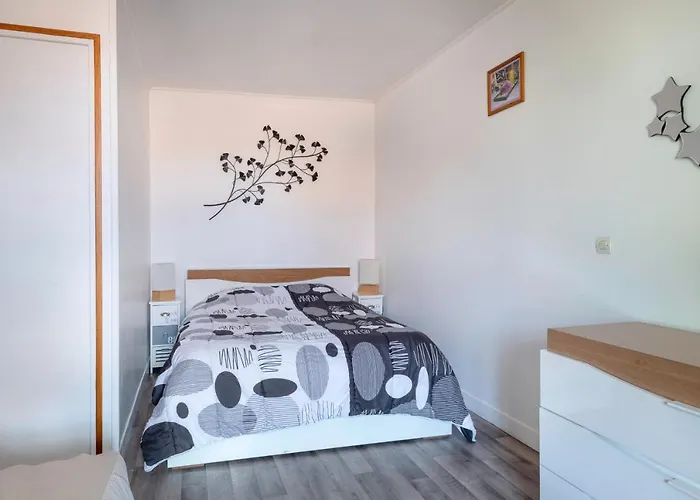 Appartement Maison En Plein Coeur Du Centre Historique De *