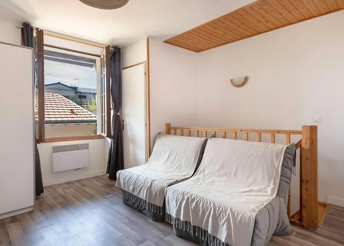 Appartement Maison En Plein Coeur Du Centre Historique De *